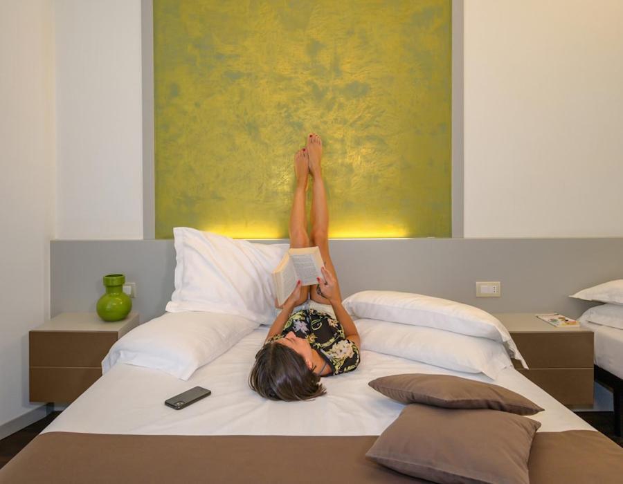 Acapulco Hotel Cattolica Eksteriør billede